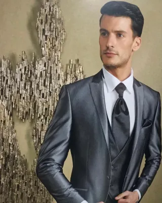 Traje de caballero gris