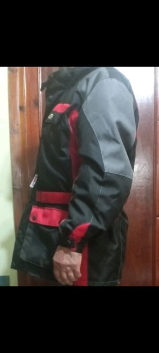 Chaqueta motera hombre