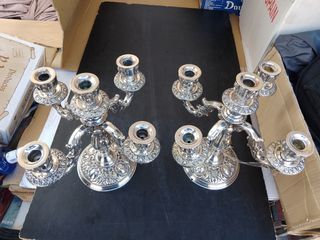 candelabros plateados