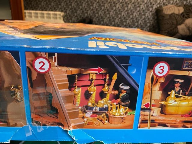 Pirámide de Playmobil