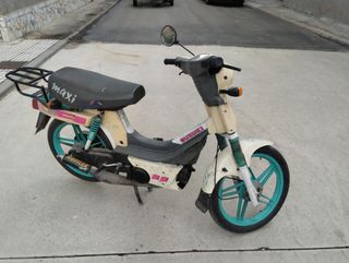 moto Suzuki maxi