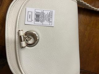 Bolso de piel blanco