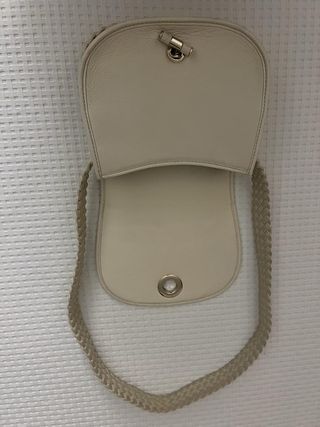 Bolso de piel blanco