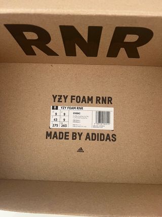 Adidas Yeezy Foam RNNR Clay Taupe