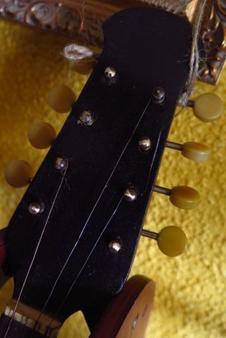 MANDOLINA /A-2 .PRINCIPIOS s.XX LAÚD/GUITARR