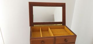 Joyero de madera con música antiguo