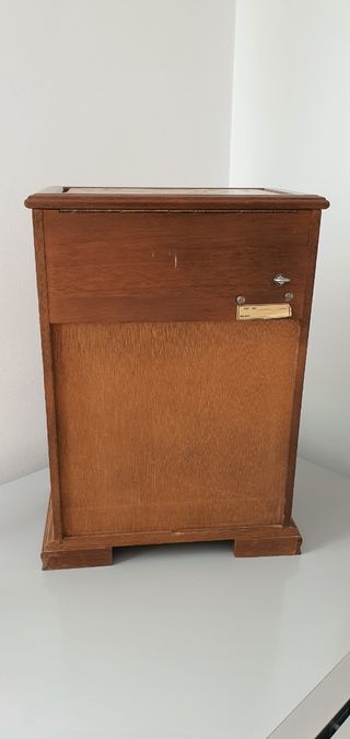 Joyero de madera con música antiguo