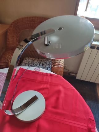 Lámpara de escritorio vintage.