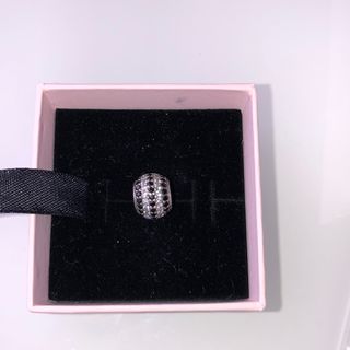 Charm Pandora 