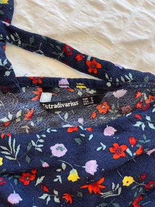 Blusa flores con botones