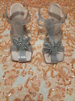 Sandalias Fiesta transparentes