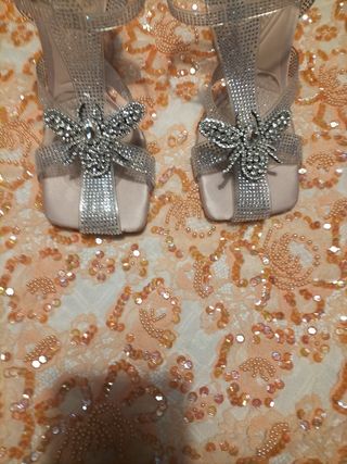 Sandalias Fiesta transparentes
