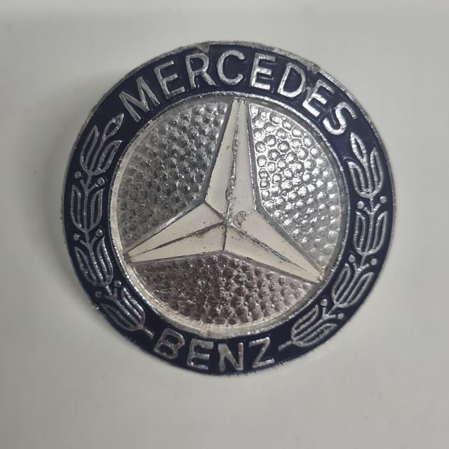 Anagrama rejilla frontal Mercedes E w123 S w126