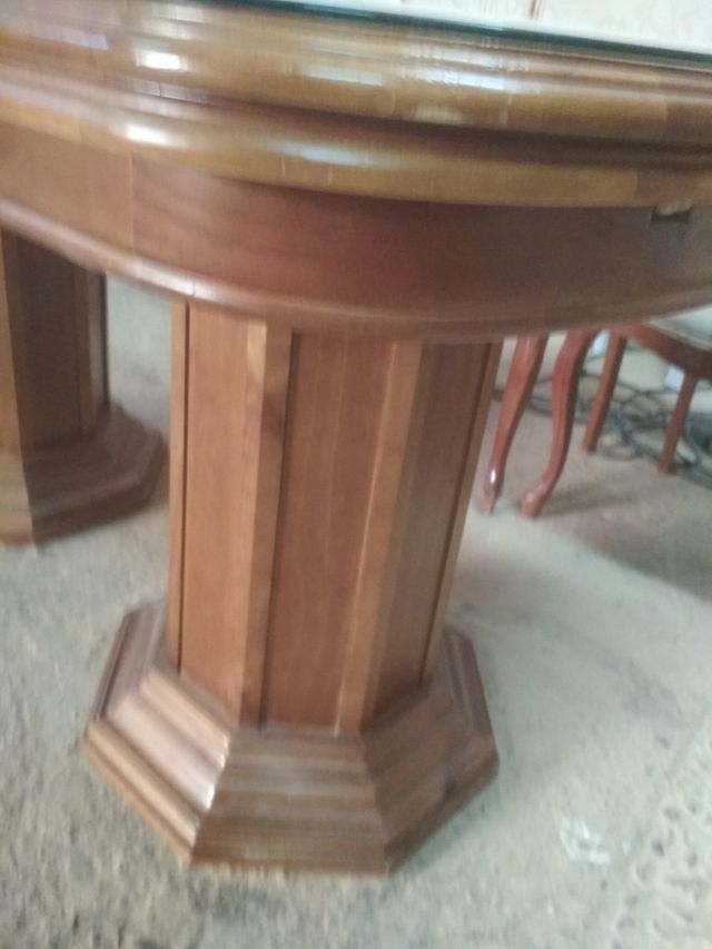 conjunto de mesa estensible y sillas clasicas