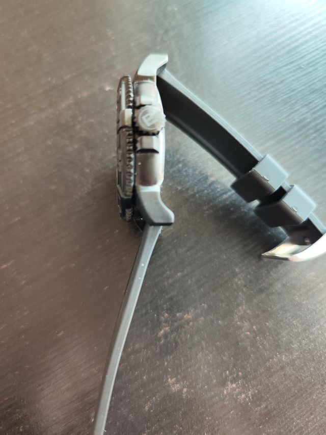 Reloj automático con tritio