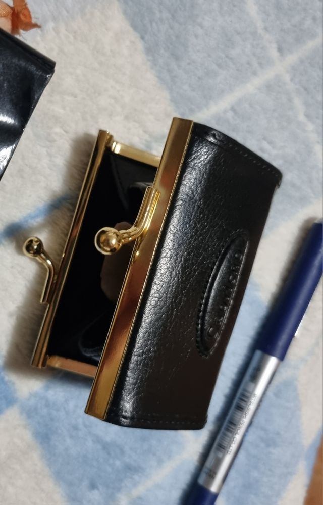 Monedero de piel (NUEVO)