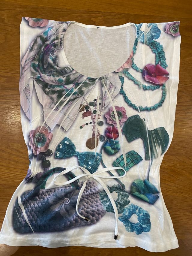 T-shirt donna senza maniche