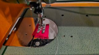 Máquina Coser Refrey modelo 427