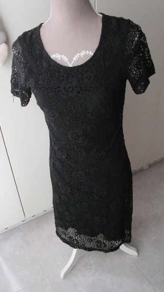 Vestido negro de fiesta encaje elástico