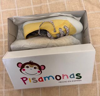 ZAPATILLAS PUNTA GOMA CORDONES t.36+1 de REGALO