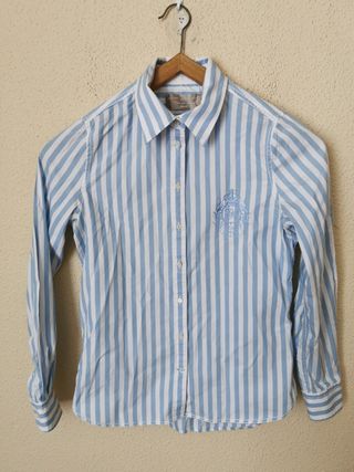 Camisa de chica en la talla 38 de Pedro del Hierro