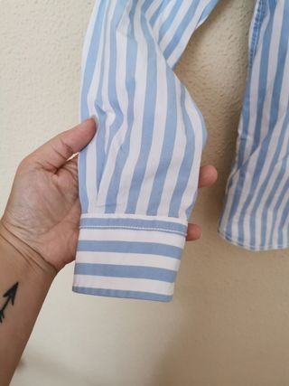 Camisa de chica en la talla 38 de Pedro del Hierro