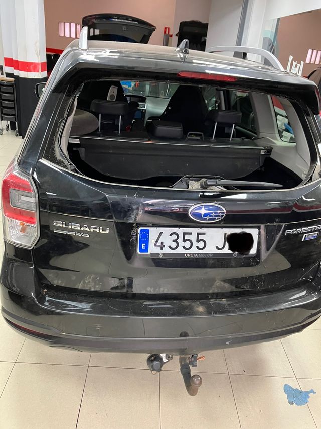 Portón maletero Subaru Forester sj 2014 2015 2016