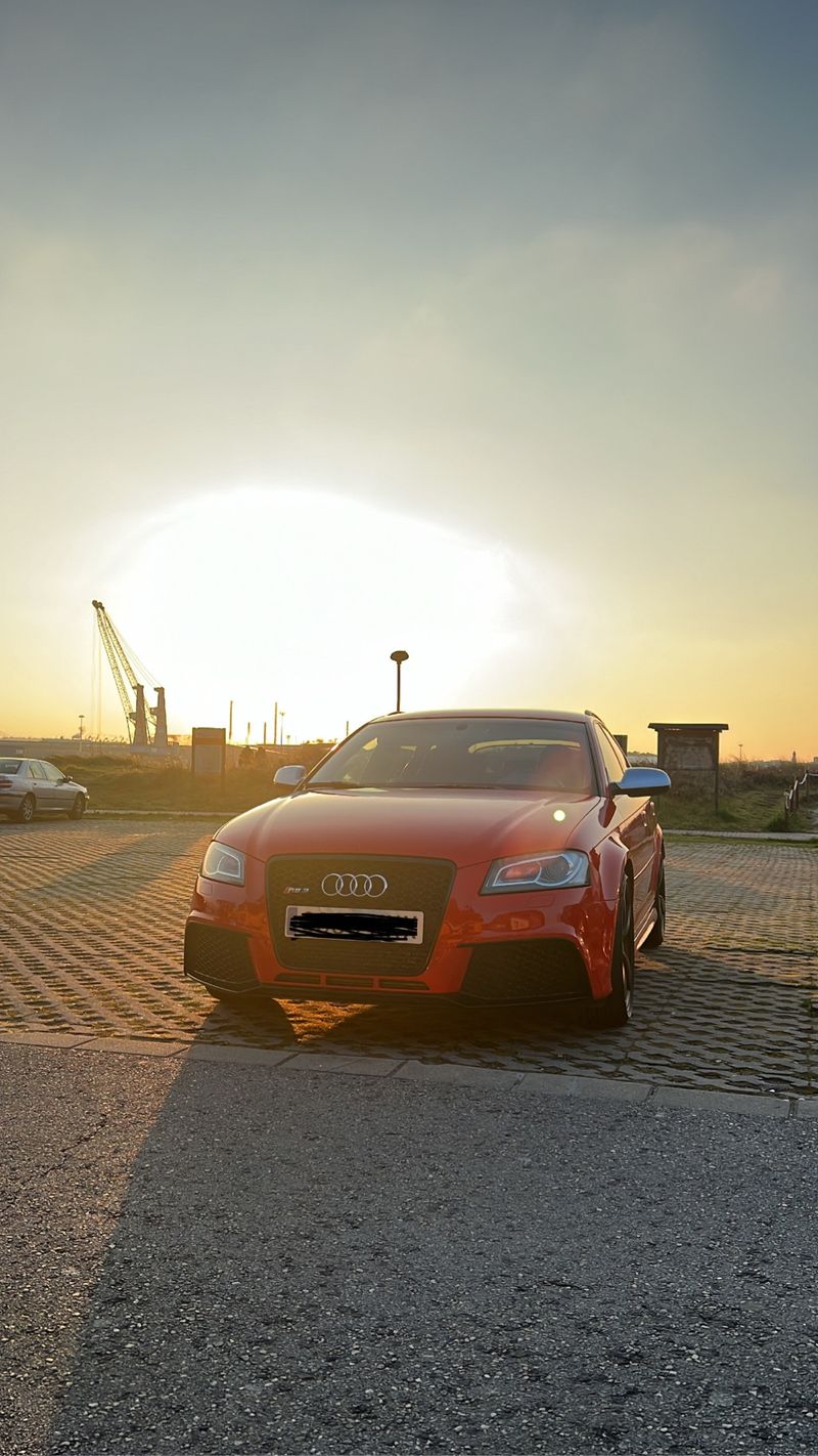 Audi RS3 2013 - foto 1