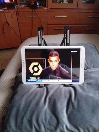 tablet Samsung A6 como nueva