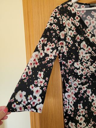 Blusa/ camiseta de flores