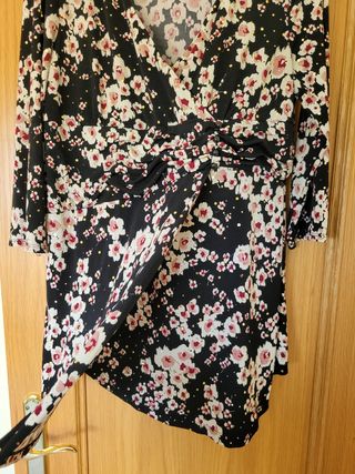Blusa/ camiseta de flores