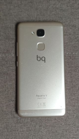 Teléfono móvil BQ Aquaris v