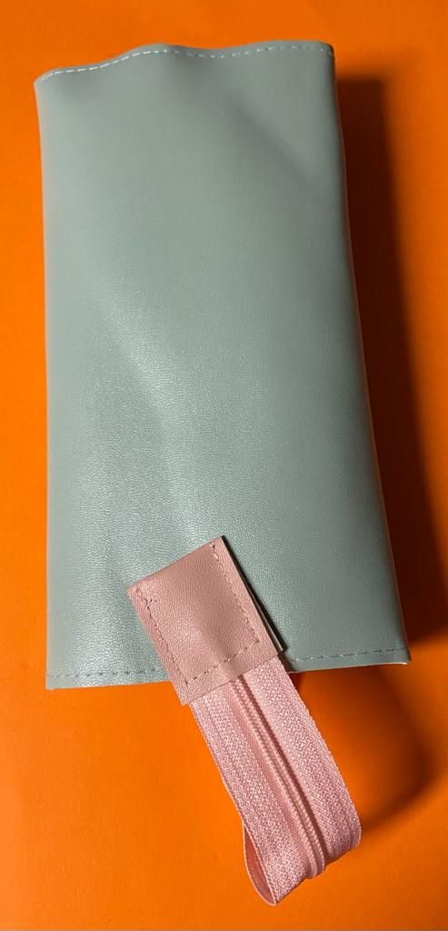 Neceser bolso de maquillaje nuevo a estrenar