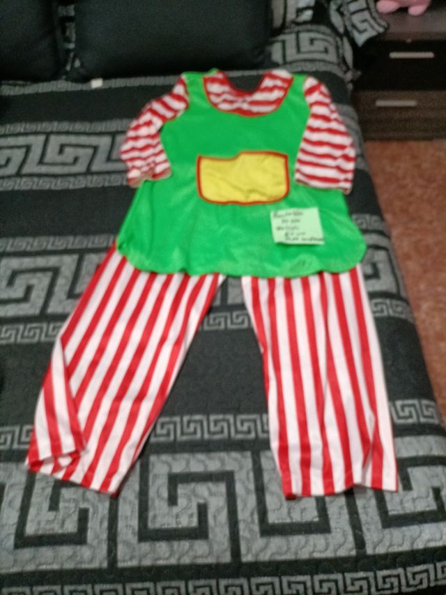 disfraz pipi o payaso