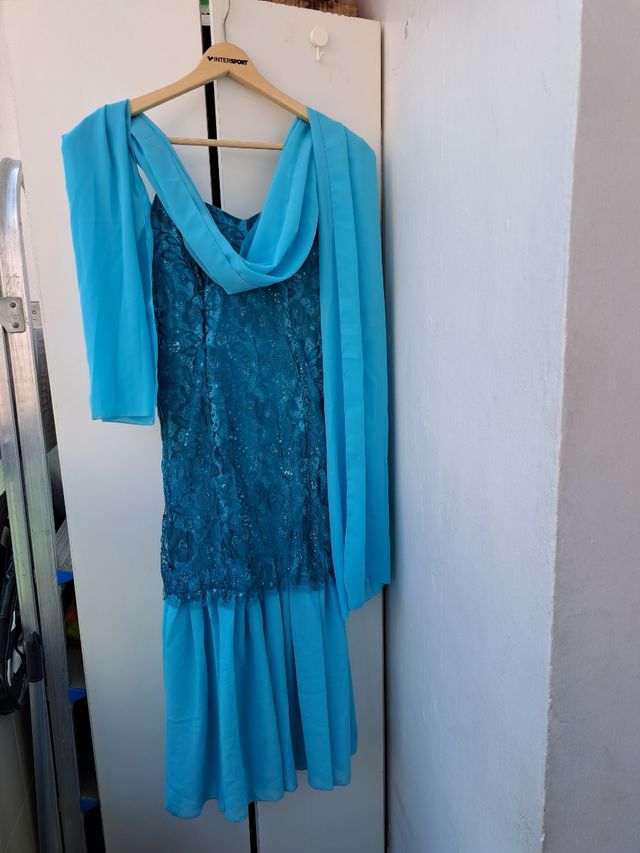 Vestido de fiesta azul turquesa