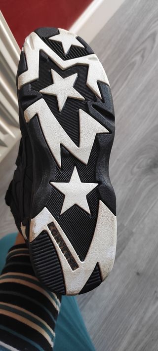Se venden zapatillas Converse 