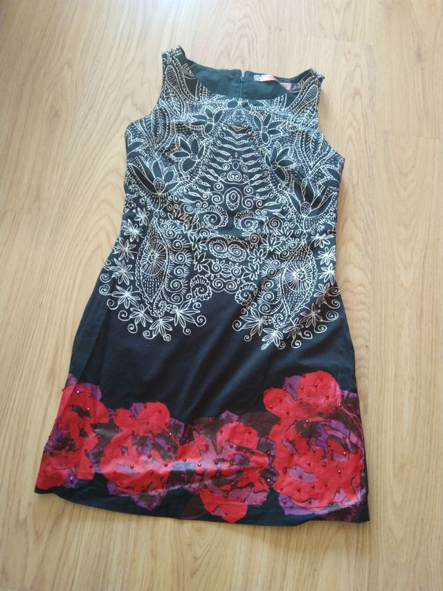 Vestido marca Desigual