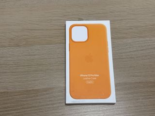 Funda de piel original naranja iPhone 12 Pro Max
