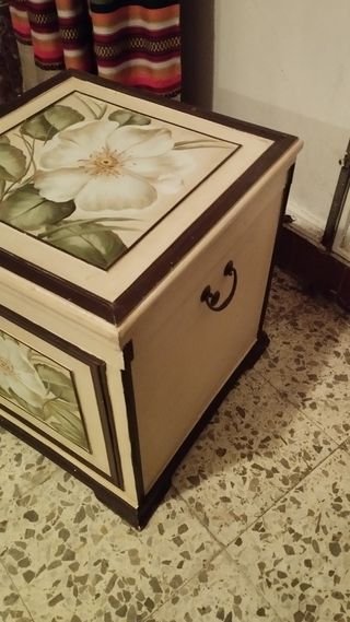 cajón , baúl madera