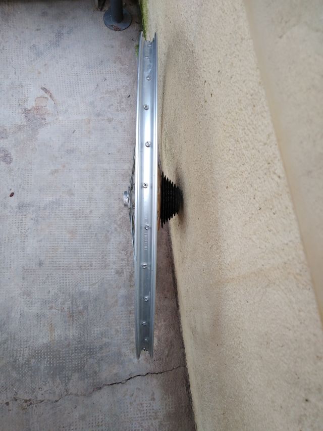 Llanta ARAYA trasera aluminio 26X1,50 (n°5)