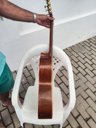 guitarra Alhambra año 1973