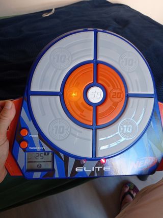 Diana electrónica Nerf