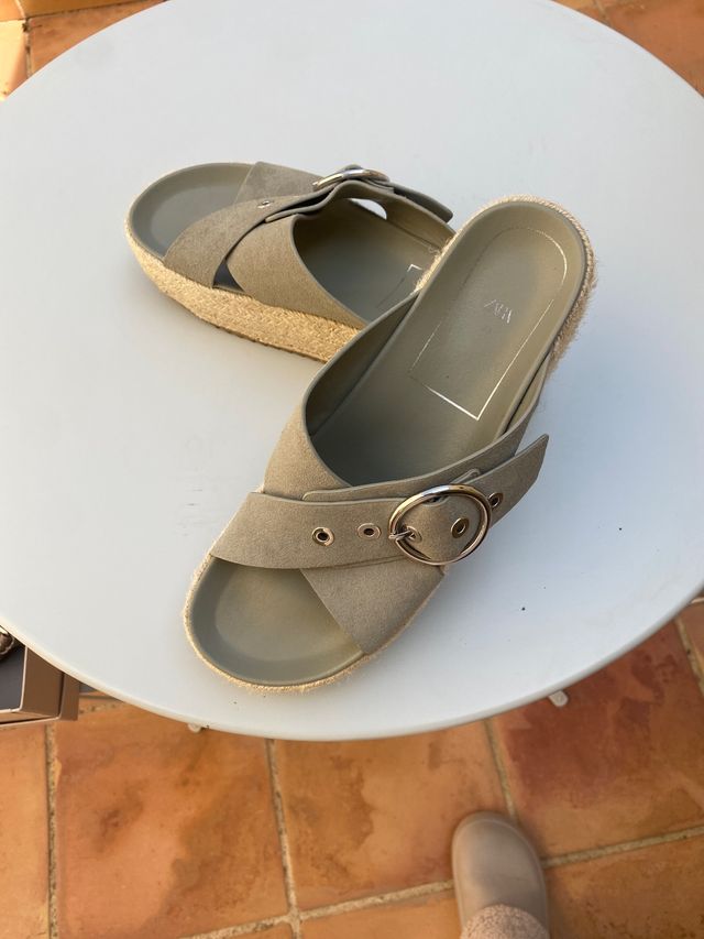 Sandalias plataforma Zara