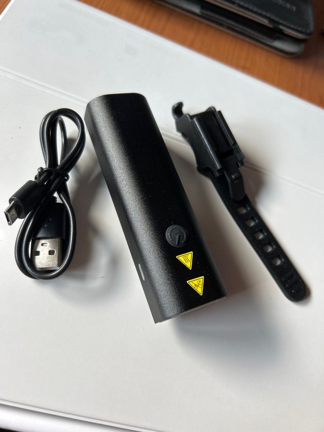 Linterna frontal bicicleta 15W