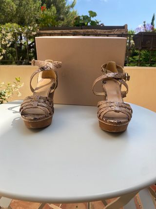 Sandalias uterqüe