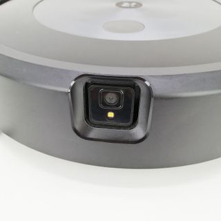 Robot aspirador Roomba J7+ con vaciado automático