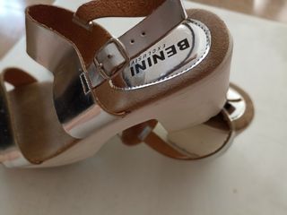 Sandalias plateadas de plataforma