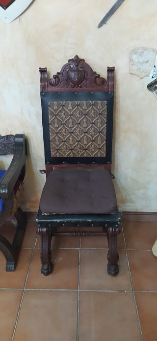 Sillas Estilo Medieval