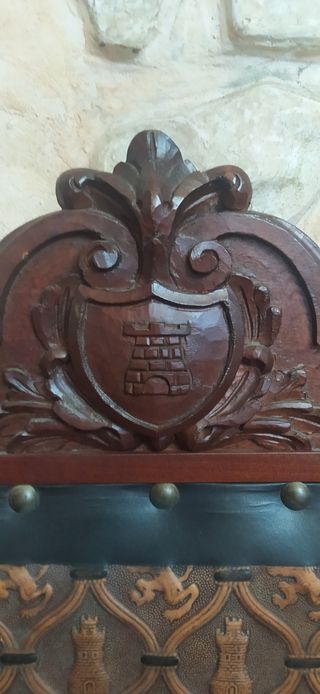 Sillas Estilo Medieval