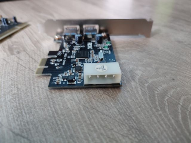 Tarjeta de expansión USB 3.0 y 2.0